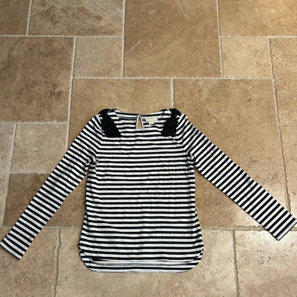Kate spade long sleeve shirt for girls.